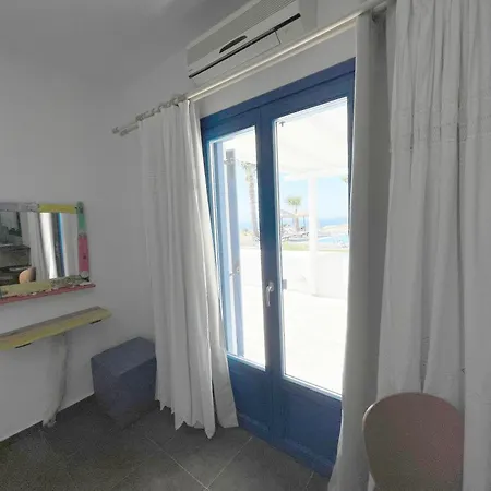 Argo-milos * Adamantas (Milos)