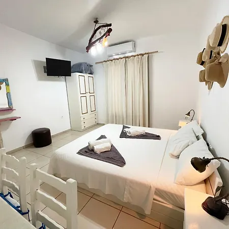 Argo-milos Adamantas (Milos)