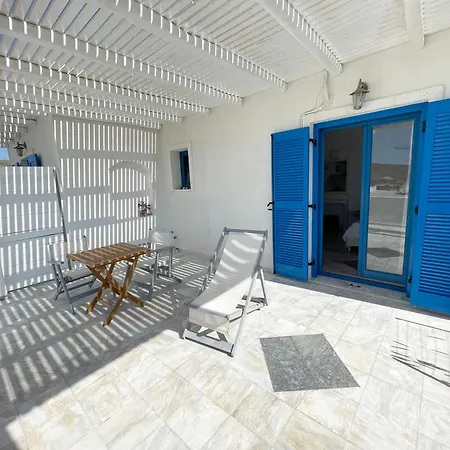 Argo-milos Adamantas (Milos)